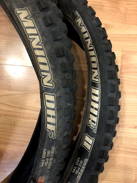 maxxis tires minion dhf