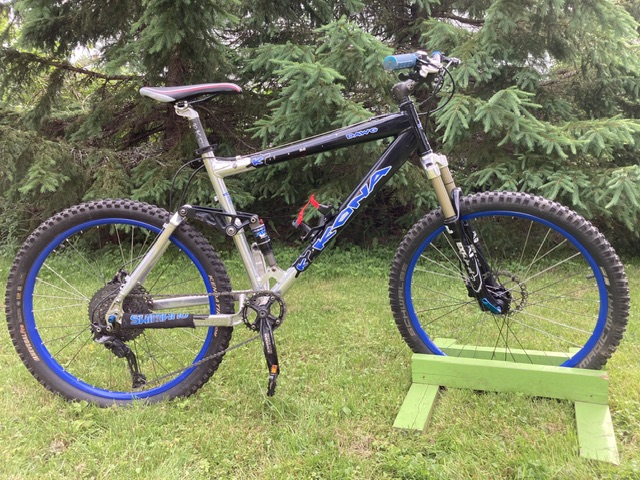Kona dawg 2007 top